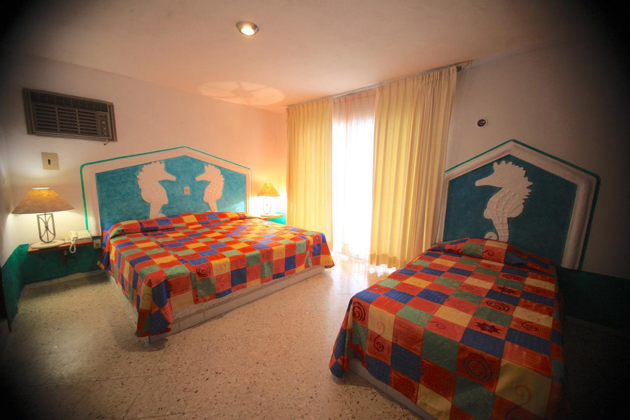 Hotel Carrillos Канкун Экстерьер фото